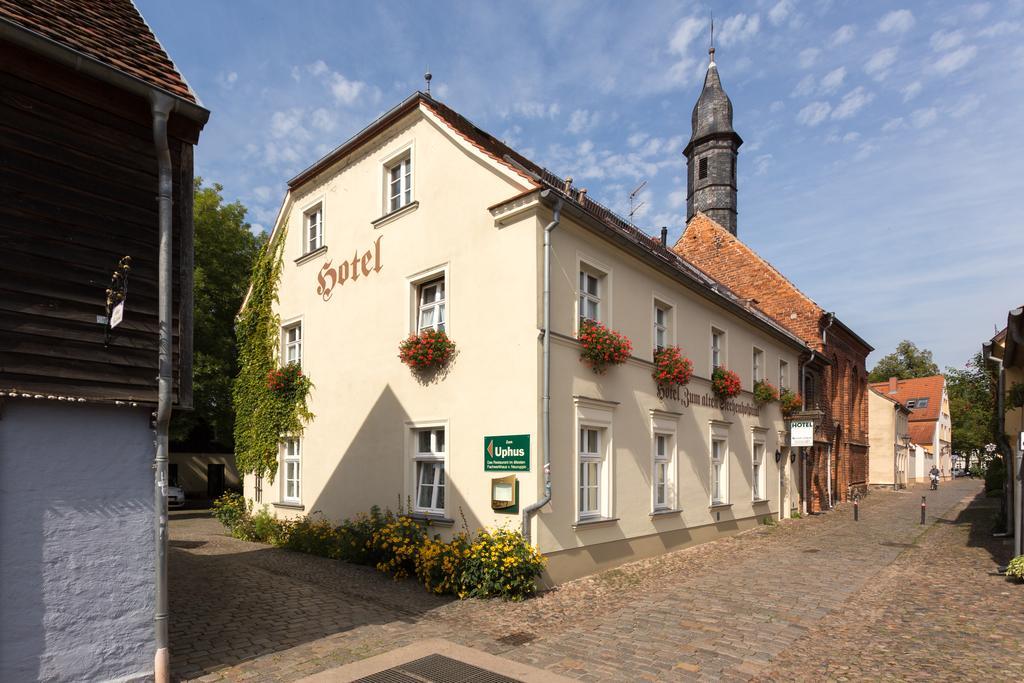Up Hus Hotel Neuruppin Exterior photo